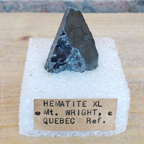 Hematite Crystal Mineral, Mt. Wright, Quebec Canada, Estate Specimen 42g - Picture 1 of 8
